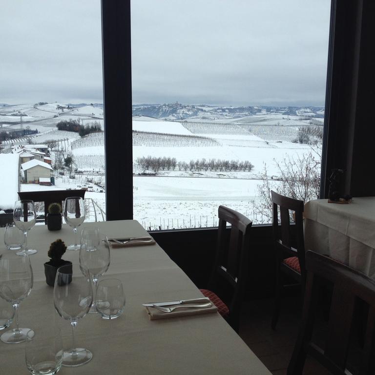 Il Vigneto Guest House Roddi Bagian luar foto