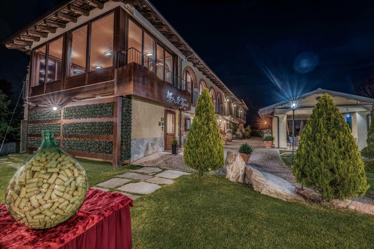 Il Vigneto Guest House Roddi Bagian luar foto
