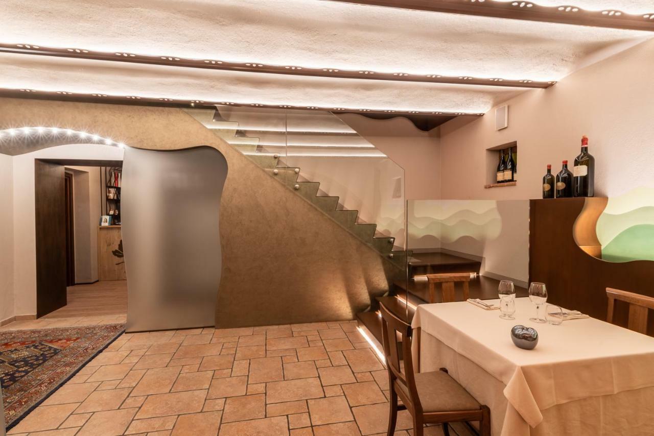Il Vigneto Guest House Roddi Bagian luar foto