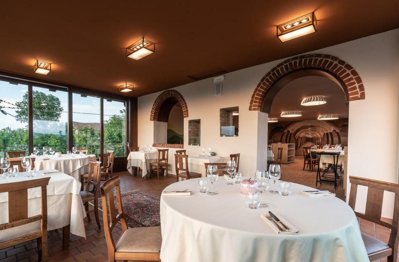 Il Vigneto Guest House Roddi Bagian luar foto