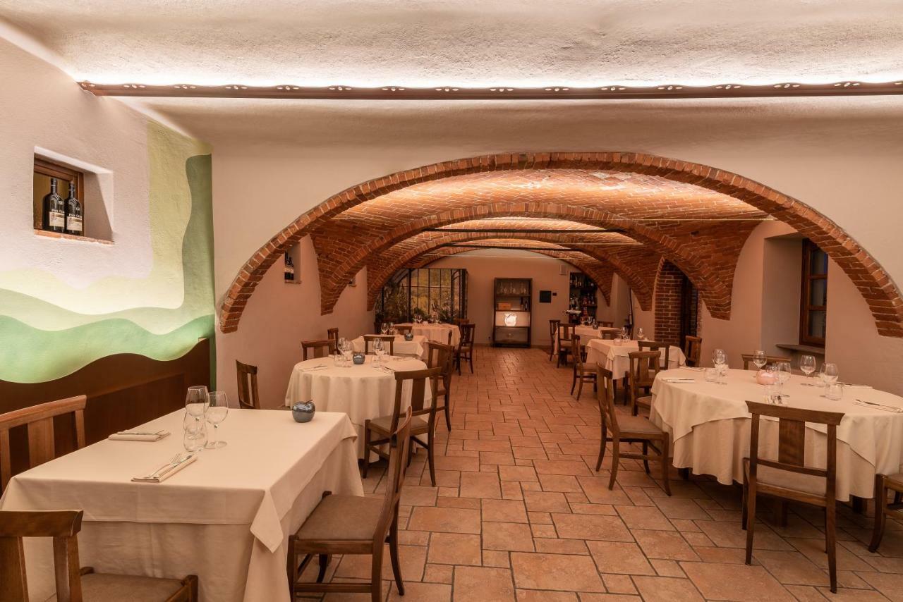 Il Vigneto Guest House Roddi Bagian luar foto