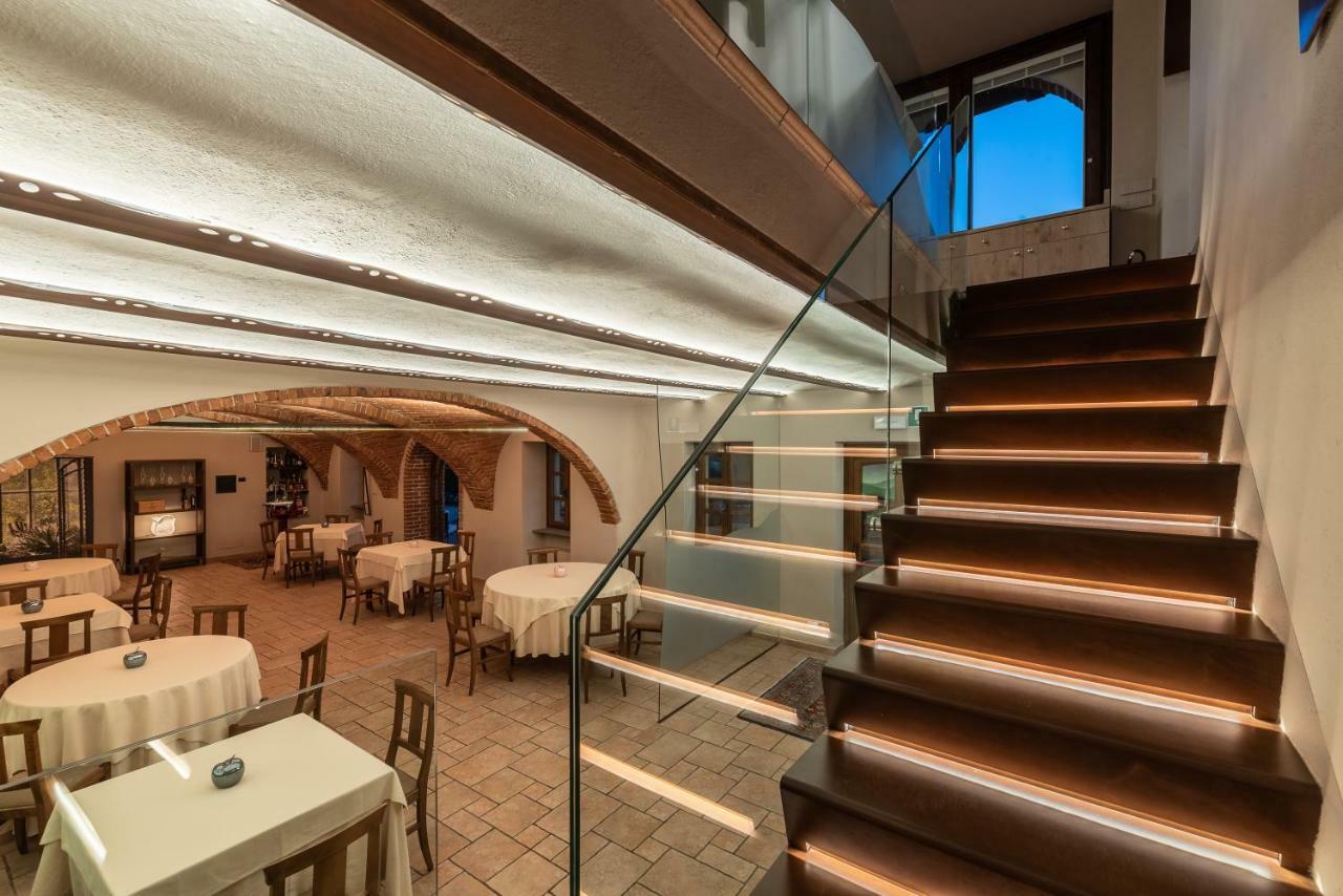 Il Vigneto Guest House Roddi Bagian luar foto
